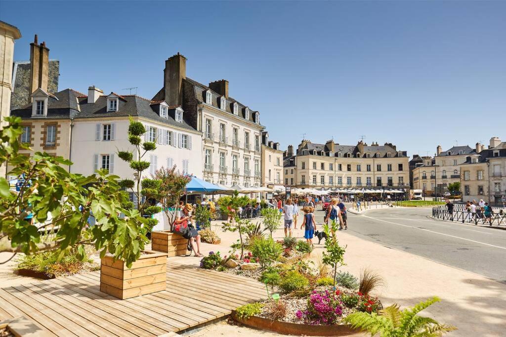 Apartamento A Mi-Chemin Vannes Exterior foto