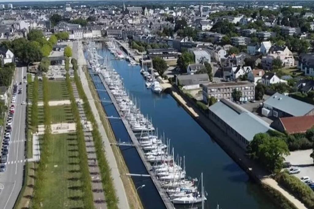 Apartamento A Mi-Chemin Vannes Exterior foto