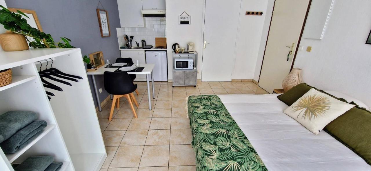 Apartamento A Mi-Chemin Vannes Exterior foto